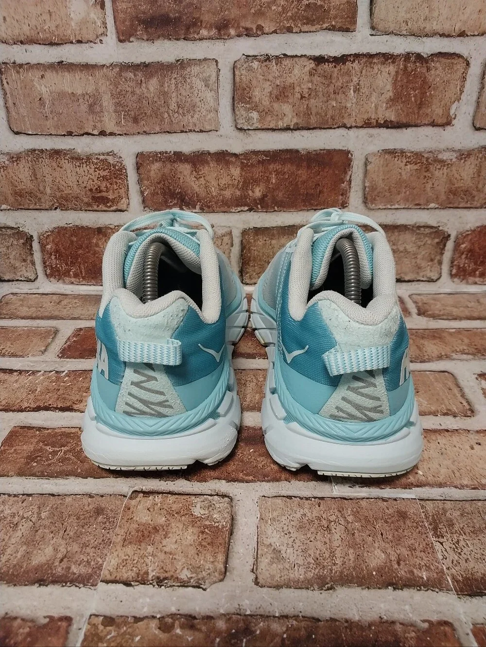 Pre-owned Hoka One One Clifton 6